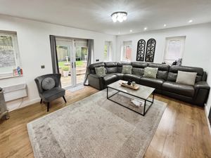 Sitting Room - click for photo gallery